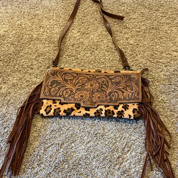 American Darling Brown and Tan Floral Crossbody Bag - Picture 1 of 4